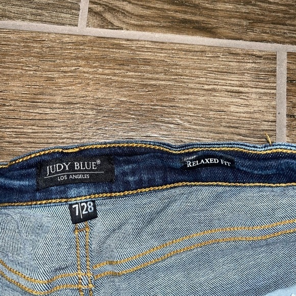 Judy Blue women’s relaxed fit jeans - Picture 4 of 4